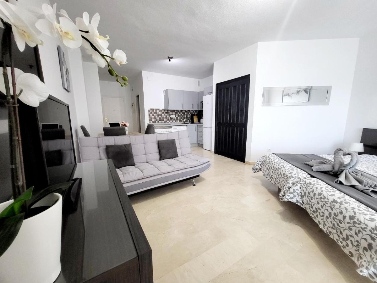Studio Sea Sun And Beach Torremolinos Exterior photo